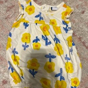 6-12 month Old Navy bubble